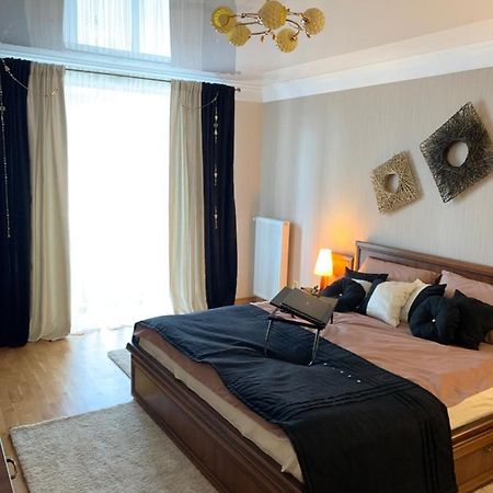 Ferienwohnung Center Ternopil Exterior foto